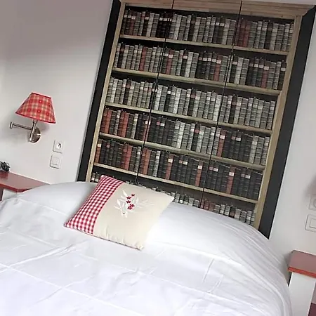 A La Maison Rouge & Restaurant 3*