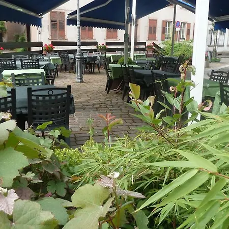 A La Maison Rouge Hôtel&restaurant 3*