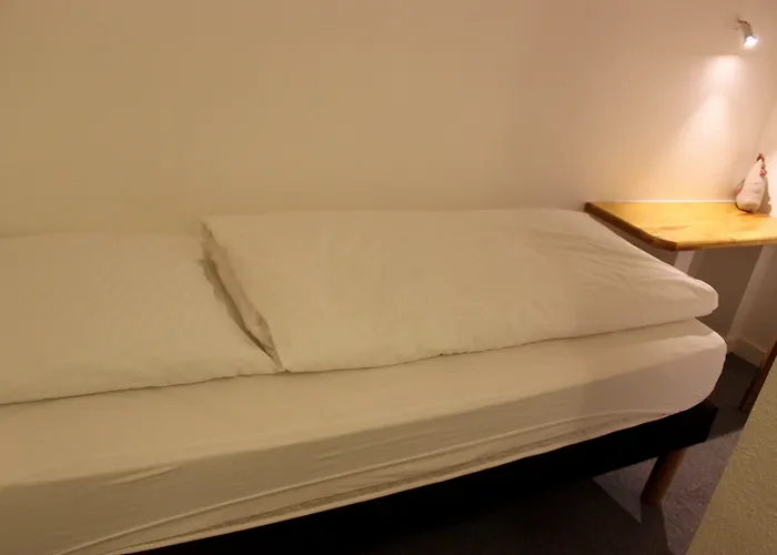 A La Maison Rouge & Restaurant