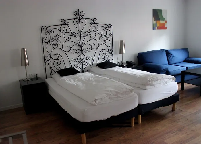 Hotel A La Maison Rouge & Restaurant Barr