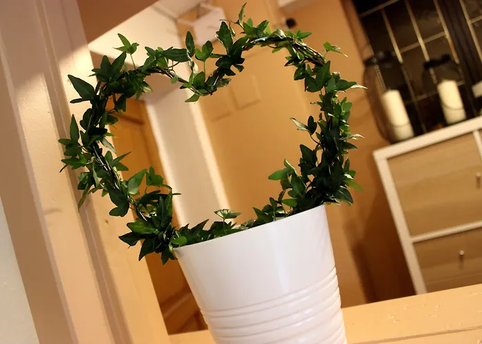 Hotel A La Maison Rouge & Restaurant 3*