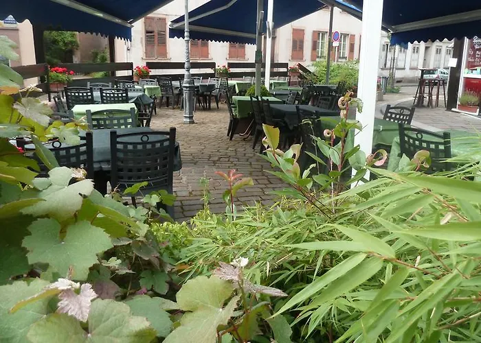 A La Maison Rouge & Restaurant 3*